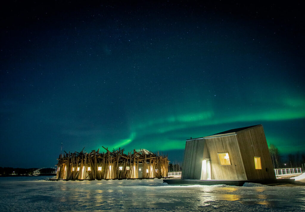 Arctic bath the floating house to experience northern lights